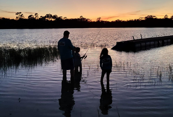 sunset fishing 590x400